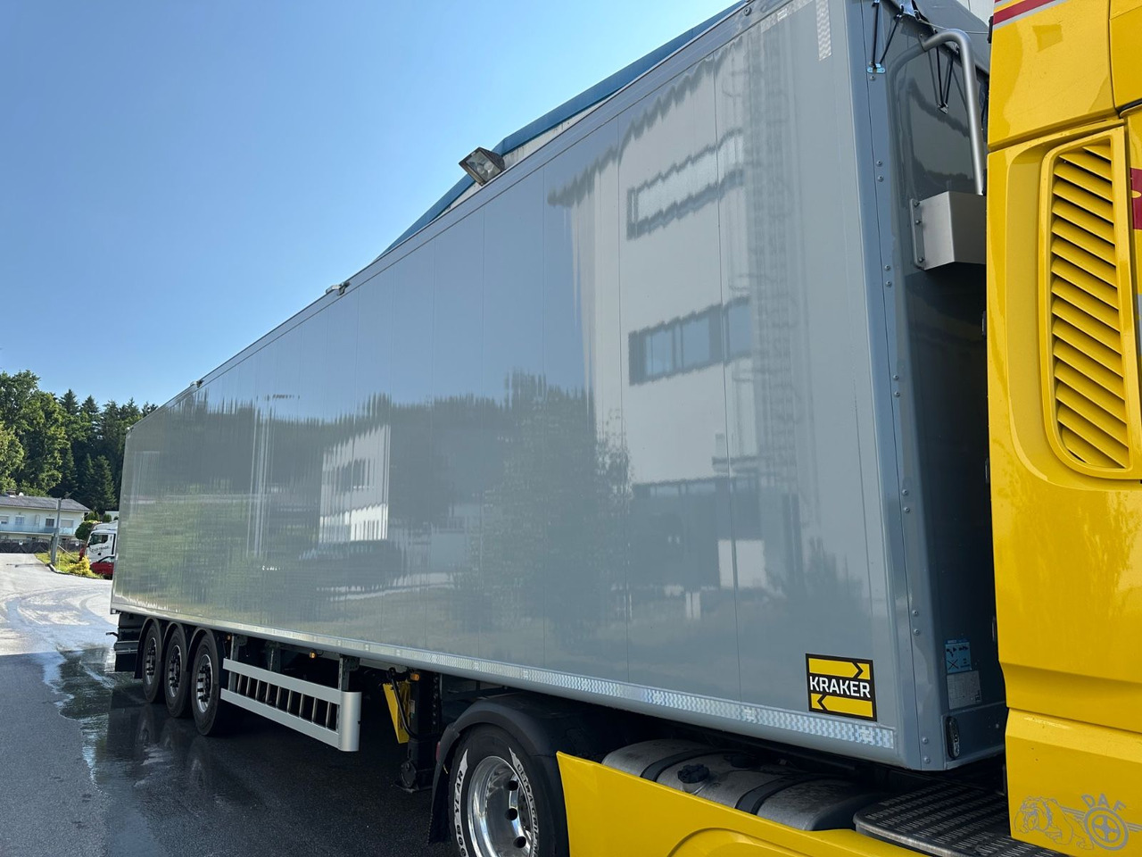 Kraker CF-200ZL Lift 92m³ - Semi-trailer dengan lantai berjalan: gambar 2 Kraker CF-200ZL Lift 92m³ - Semi-trailer dengan lantai berjalan: gambar 2
