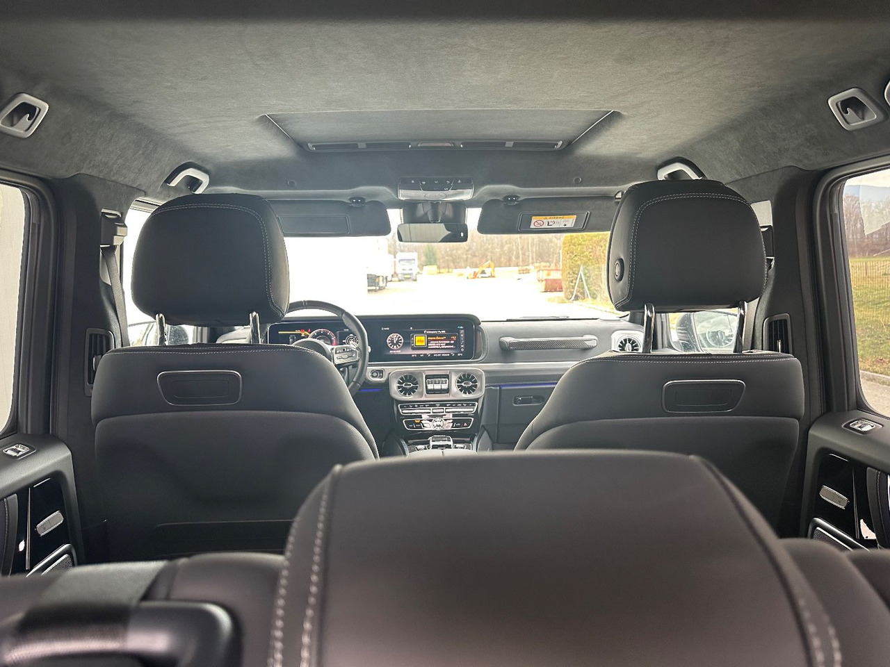 Mercedes-Benz G 63 AMG Mango Matt Night - Mobil SUV: gambar 5 Mercedes-Benz G 63 AMG Mango Matt Night - Mobil SUV: gambar 5