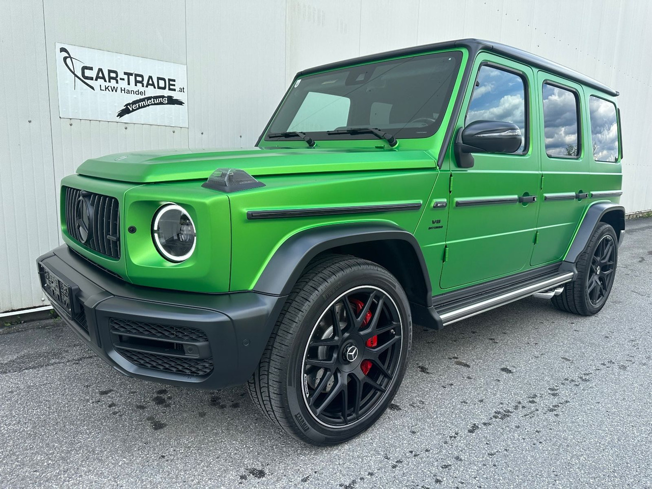 Mercedes-Benz G 63 AMG Manufaktur Matt Night - Mobil SUV: gambar 1 Mercedes-Benz G 63 AMG Manufaktur Matt Night - Mobil SUV: gambar 1