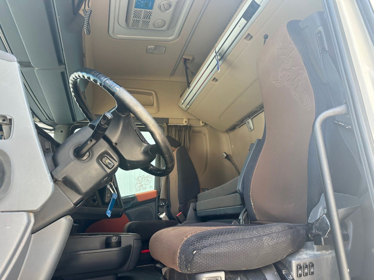 Truk vakum Scania R 480 Opticruise Highline Retarder PTO Standklim: gambar 6 Truk vakum Scania R 480 Opticruise Highline Retarder PTO Standklim: gambar 6