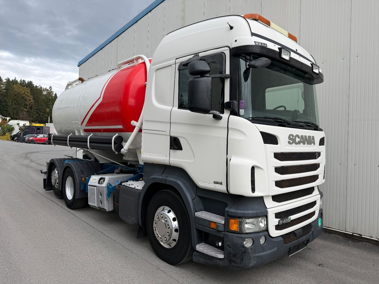 Scania R 480 Opticruise Highline Retarder PTO Standklim - Truk vakum: gambar 2 Scania R 480 Opticruise Highline Retarder PTO Standklim - Truk vakum: gambar 2