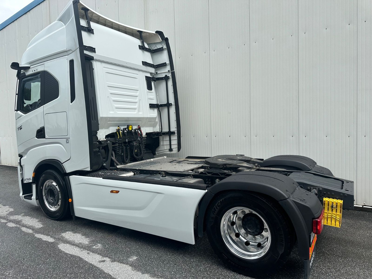 Iveco S-Way 580 Voll - Tractor head: gambar 4 Iveco S-Way 580 Voll - Tractor head: gambar 4