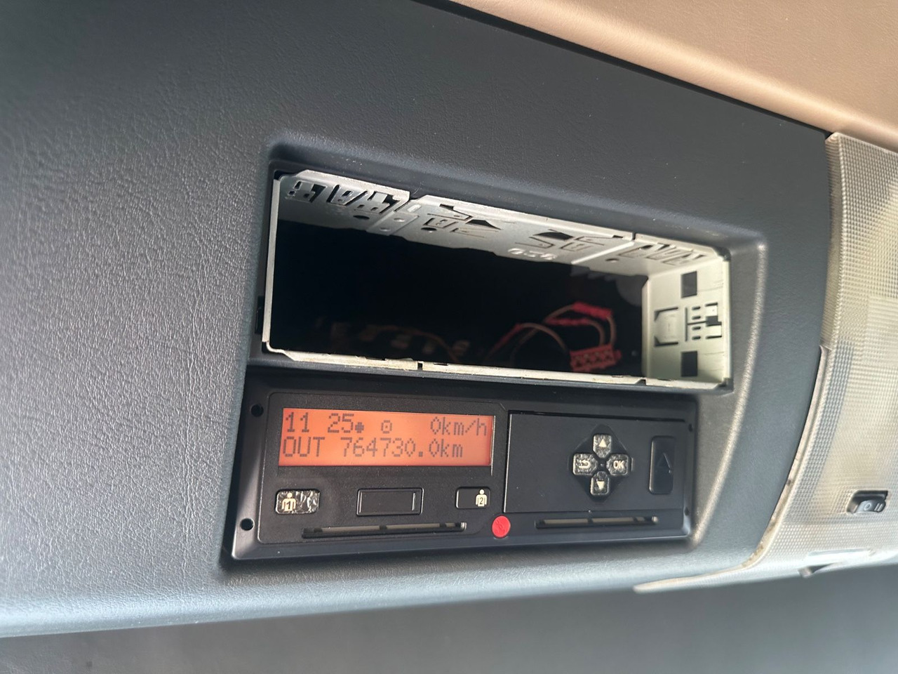 Tractor head MAN TGX 18.460 XXL Intarder/Standklima: gambar 10 Tractor head MAN TGX 18.460 XXL Intarder/Standklima: gambar 10