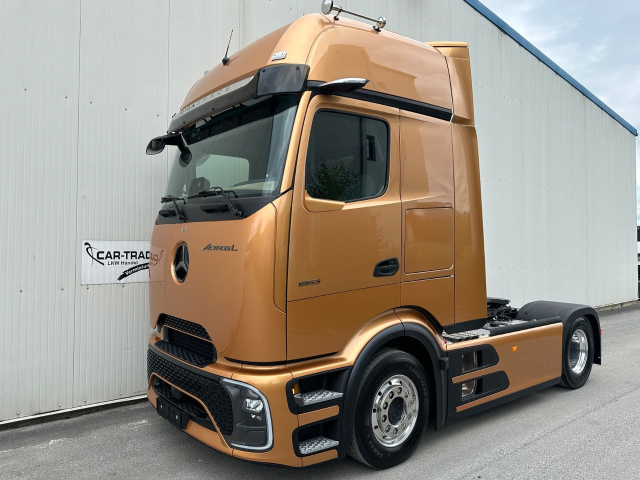 Mercedes-Benz Actros 1853 ProCab Bronze - Tractor head: gambar 1 Mercedes-Benz Actros 1853 ProCab Bronze - Tractor head: gambar 1