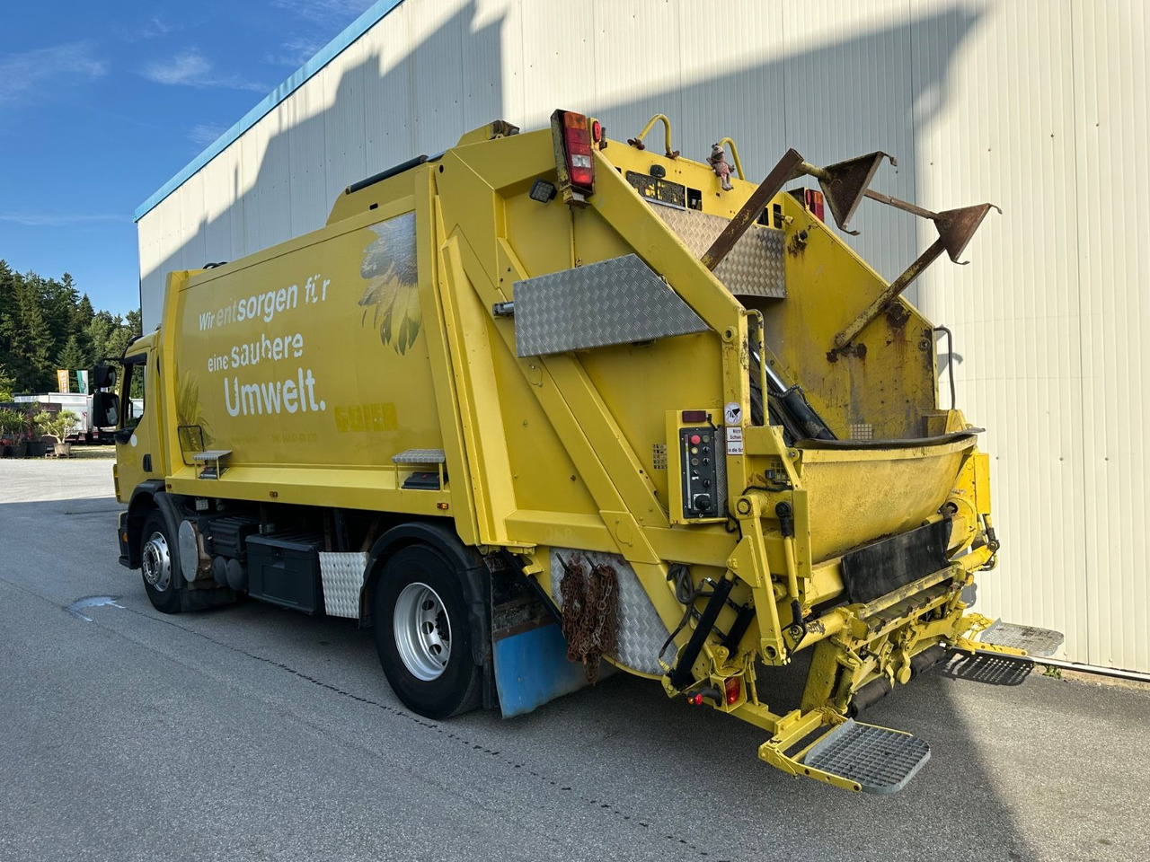 Volvo FE 320 KMH Presse Schalter - Truk sampah: gambar 4 Volvo FE 320 KMH Presse Schalter - Truk sampah: gambar 4