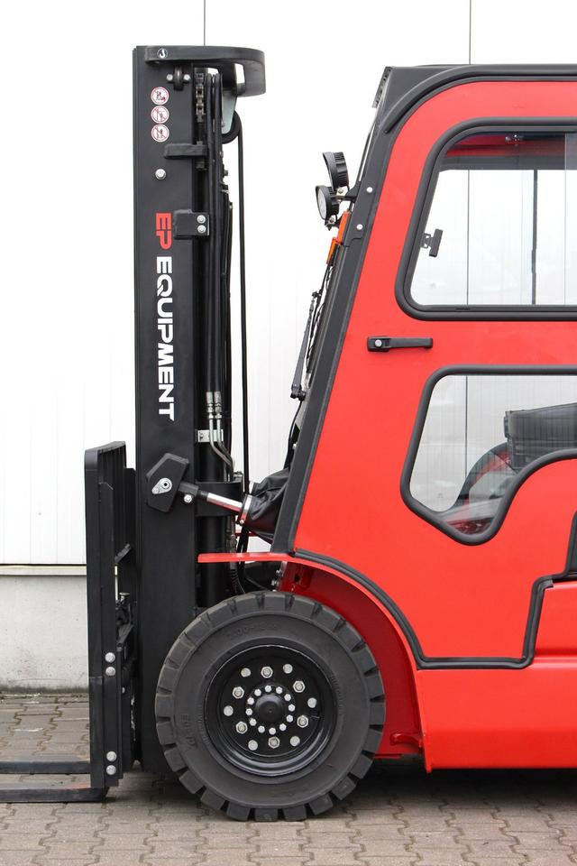 Forklift listrik EP EFL252 Triplex Li-ion 111Std.: gambar 7 Forklift listrik EP EFL252 Triplex Li-ion 111Std.: gambar 7