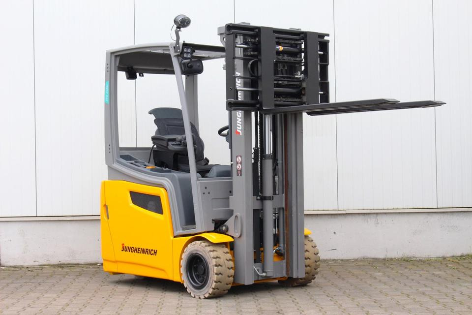 JUNGHEINRICH EFG318k - 2017 - 3664Std. - Forklift listrik: gambar 5 JUNGHEINRICH EFG318k - 2017 - 3664Std. - Forklift listrik: gambar 5