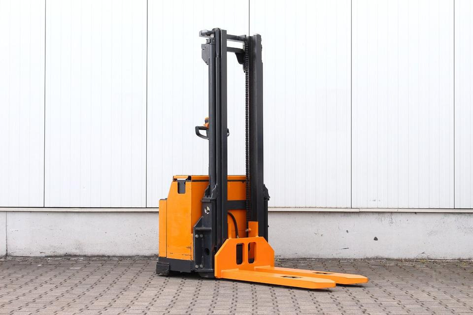 STILL EGV1250 elektro Hubwagen 3,3meter TOP ✅ - Penumpuk: gambar 4 STILL EGV1250 elektro Hubwagen 3,3meter TOP ✅ - Penumpuk: gambar 4