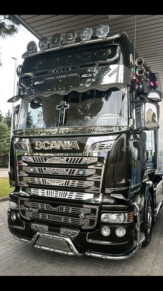 SCANIA R730 - Tractor head: gambar 1 SCANIA R730 - Tractor head: gambar 1