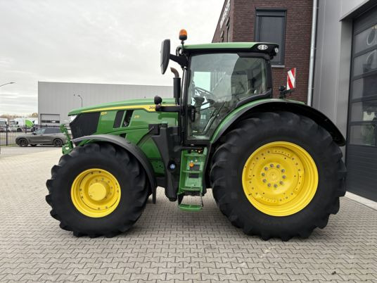 John Deere 6r215 - Traktor: gambar 2 John Deere 6r215 - Traktor: gambar 2