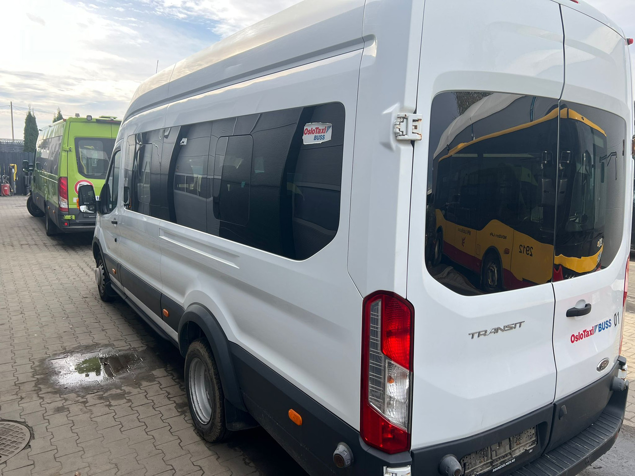 FORD TRANSIT - Bus mini, Van penumpang: gambar 4 FORD TRANSIT - Bus mini, Van penumpang: gambar 4