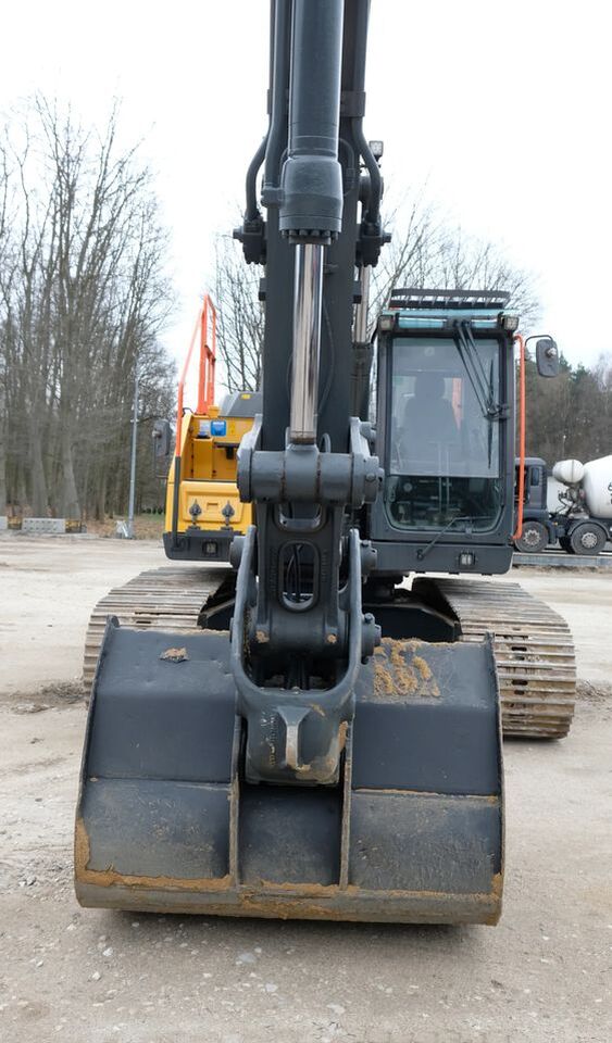Volvo EC 220 EC - Ekskavator perayap: gambar 5 Volvo EC 220 EC - Ekskavator perayap: gambar 5