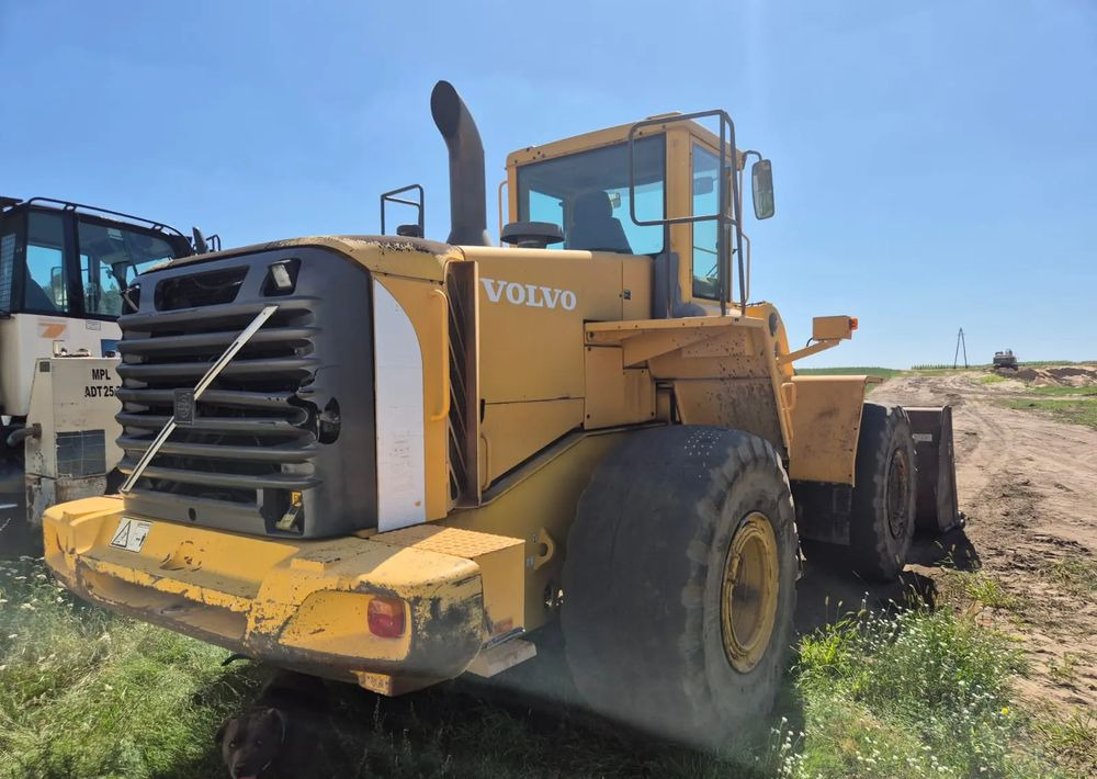Volvo L150E - Wheel loader: gambar 2 Volvo L150E - Wheel loader: gambar 2