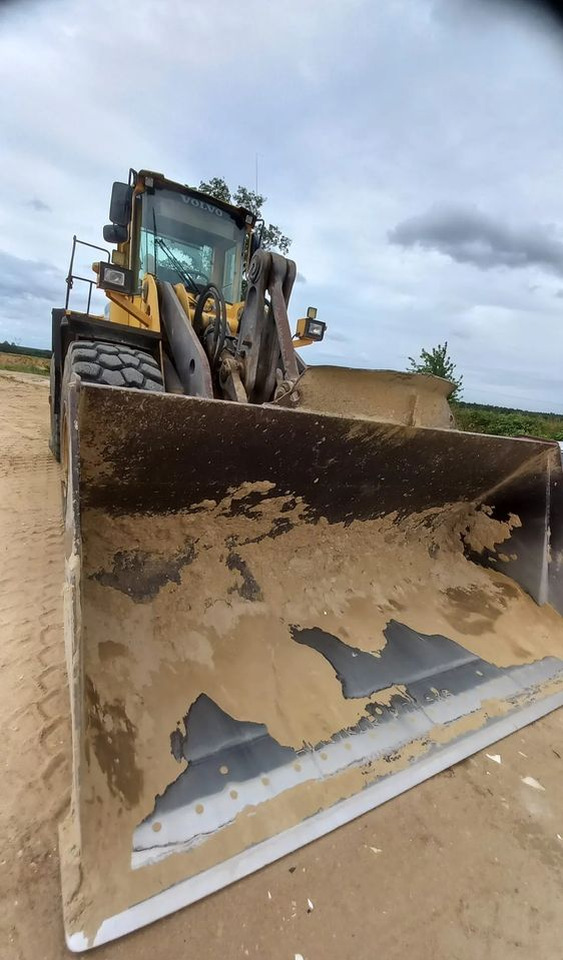 Volvo L150E - Wheel loader: gambar 3 Volvo L150E - Wheel loader: gambar 3