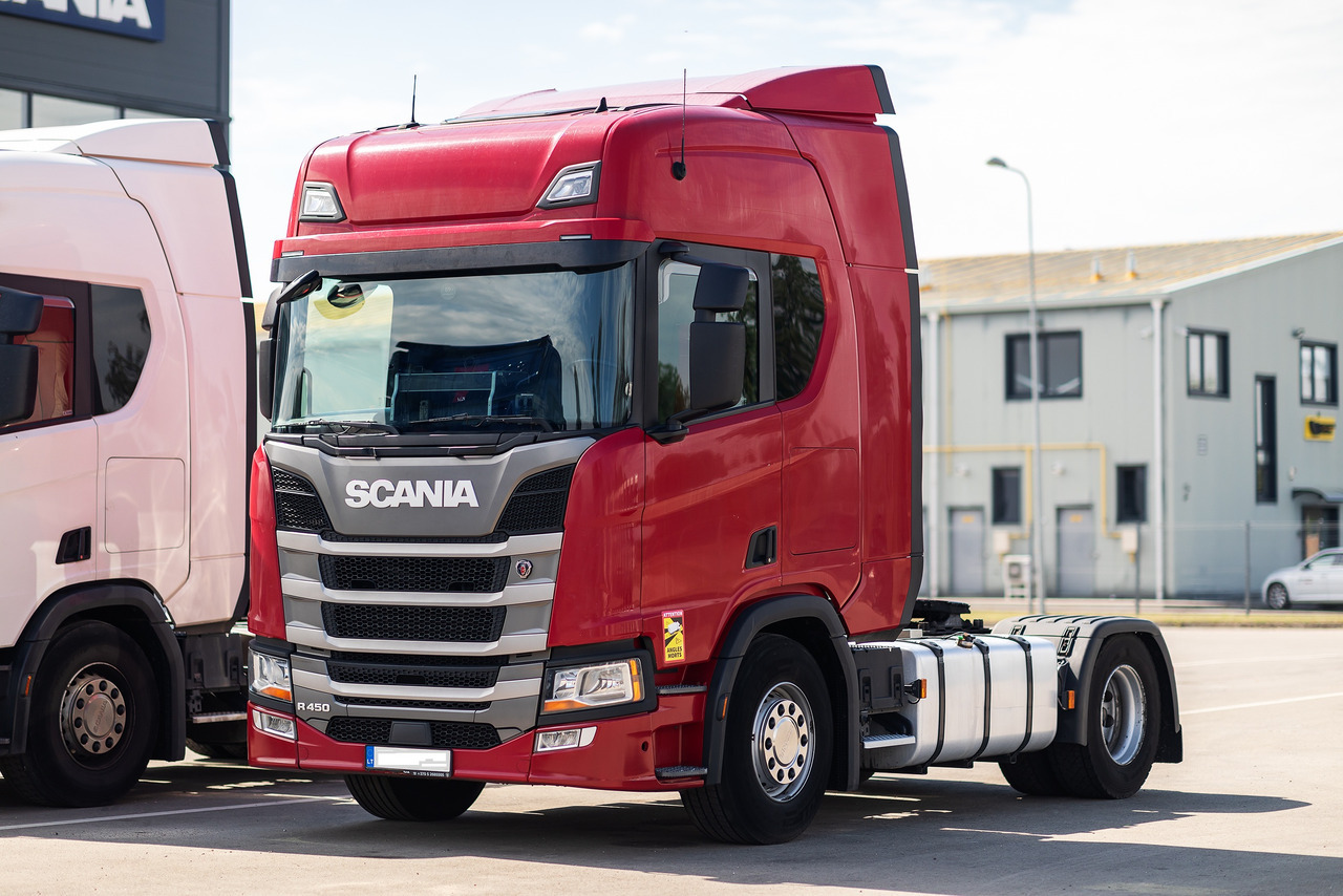 SCANIA R450 - Tractor head: gambar 1 SCANIA R450 - Tractor head: gambar 1