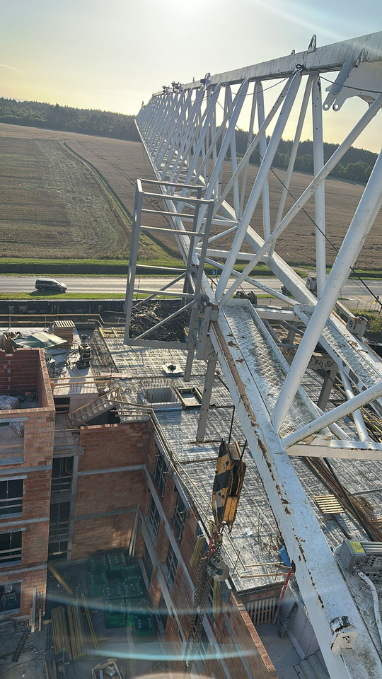 Liebherr 130 EC-B6 FR.Tronic - Derek menara: gambar 5 Liebherr 130 EC-B6 FR.Tronic - Derek menara: gambar 5