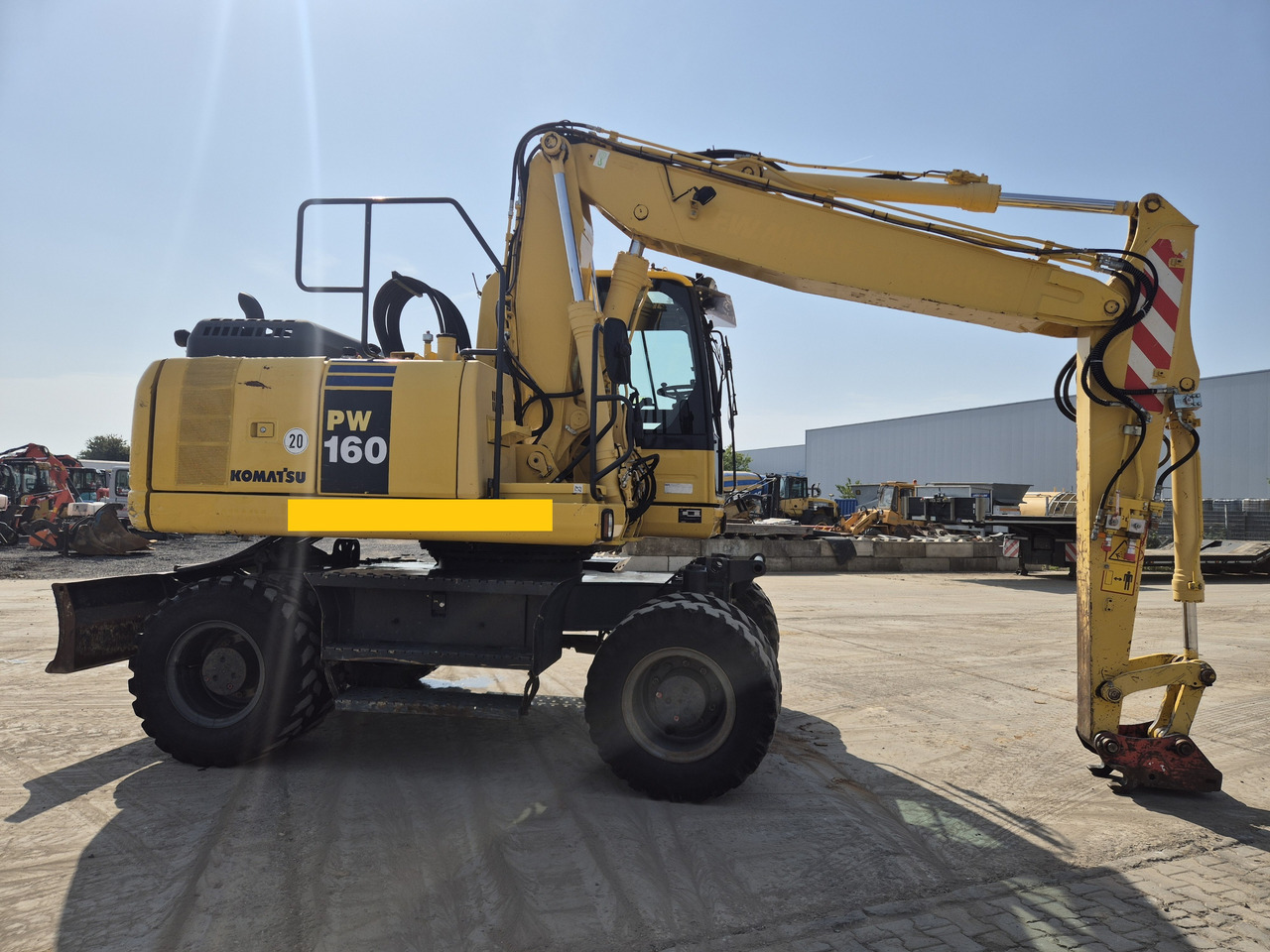 KOMATSU PW 160 - 8 - Ekskavator roda: gambar 4 KOMATSU PW 160 - 8 - Ekskavator roda: gambar 4