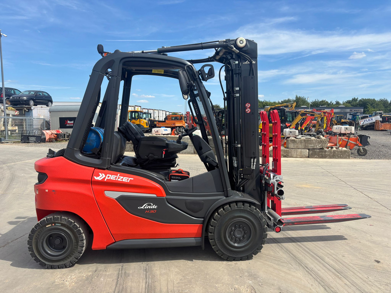 LINDE H30T-01 - Forklift LPG: gambar 2 LINDE H30T-01 - Forklift LPG: gambar 2