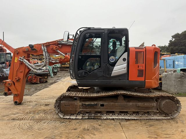HITACHI ZX135USK-5B - Ekskavator perayap: gambar 2 HITACHI ZX135USK-5B - Ekskavator perayap: gambar 2