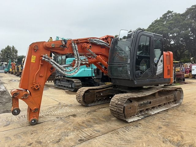 HITACHI ZX135USK-5B - Ekskavator perayap: gambar 1 HITACHI ZX135USK-5B - Ekskavator perayap: gambar 1