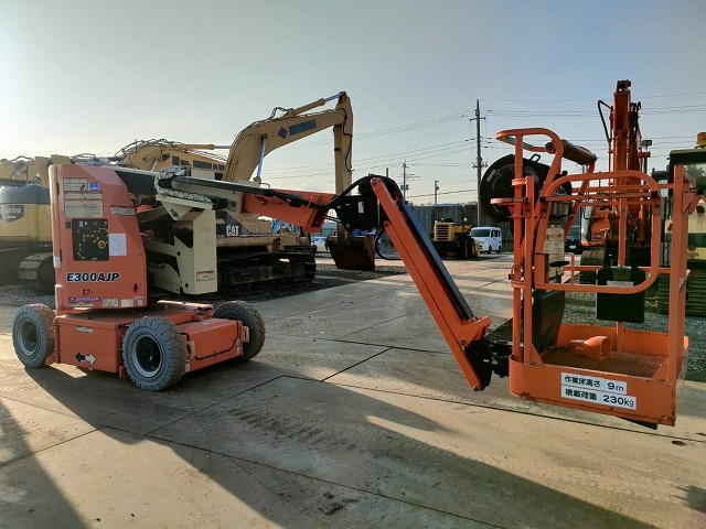 JLG E300AJP - Boom artikulasi: gambar 3 JLG E300AJP - Boom artikulasi: gambar 3
