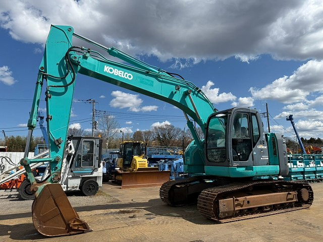 KOBELCO SK225SR - Ekskavator perayap: gambar 1 KOBELCO SK225SR - Ekskavator perayap: gambar 1