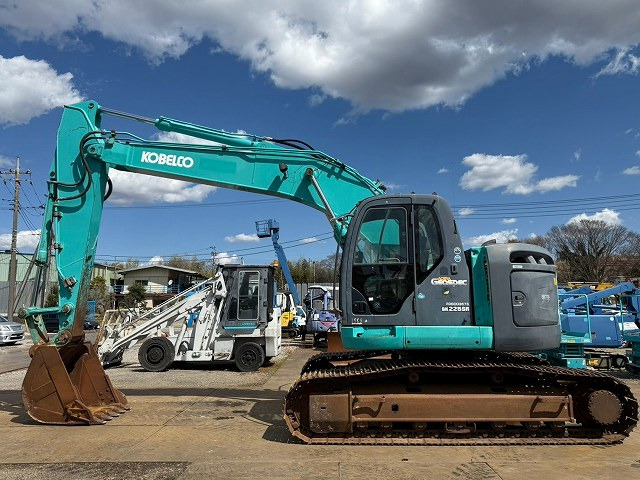 KOBELCO SK225SR - Ekskavator perayap: gambar 2 KOBELCO SK225SR - Ekskavator perayap: gambar 2