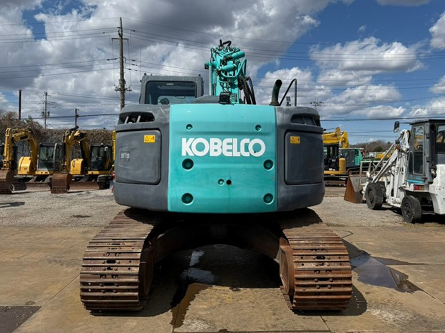 KOBELCO SK225SR - Ekskavator perayap: gambar 4 KOBELCO SK225SR - Ekskavator perayap: gambar 4