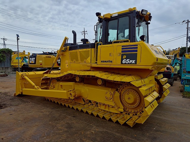 KOMATSU D65PX-18 - Bulldozer: gambar 3 KOMATSU D65PX-18 - Bulldozer: gambar 3