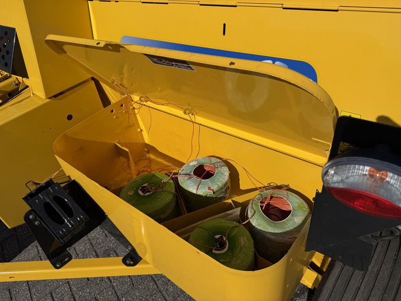 Leasing New Holland BC5060 Mini Balenpers New Holland BC5060 Mini Balenpers: gambar 12 Leasing New Holland BC5060 Mini Balenpers New Holland BC5060 Mini Balenpers: gambar 12