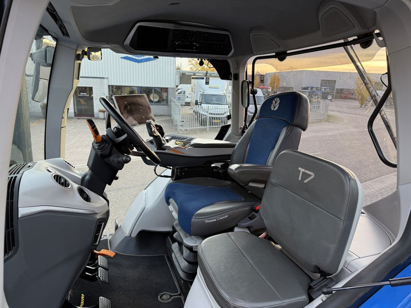 New Holland T7.275HD AC Stage V New Gen - Traktor: gambar 5 New Holland T7.275HD AC Stage V New Gen - Traktor: gambar 5