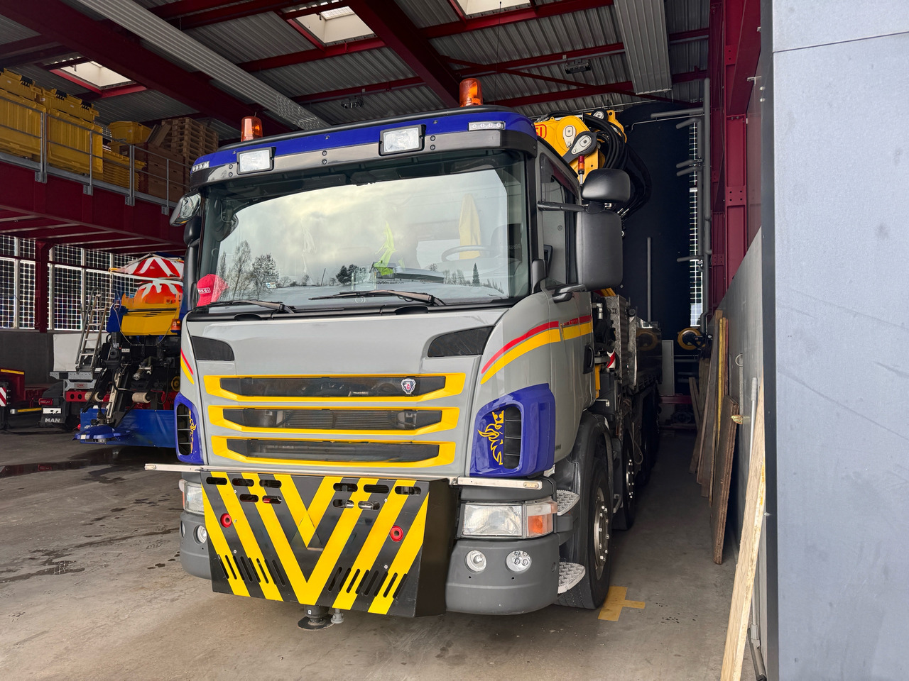 SCANIA G480 10x4 Fassi F950 *72‘000 KM* - Truk derek: gambar 4 SCANIA G480 10x4 Fassi F950 *72‘000 KM* - Truk derek: gambar 4