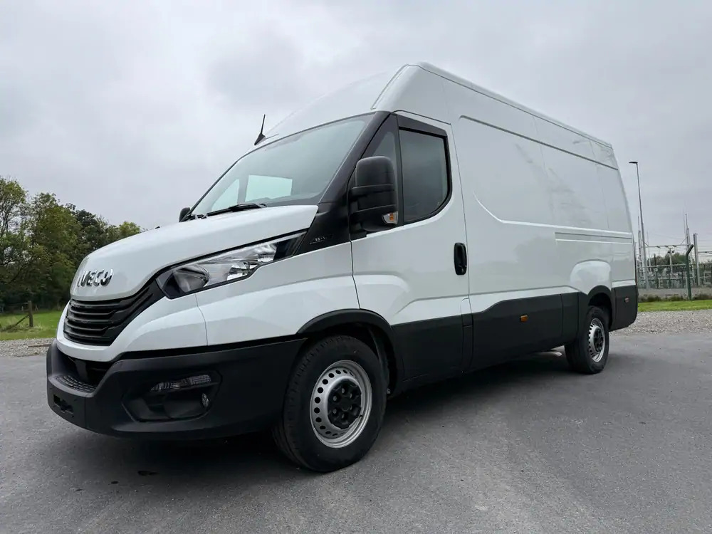 Iveco Daily 35-140 *L3H2*DISPO DE STOCK*Airco*Cruise control - Van panel: gambar 1 Iveco Daily 35-140 *L3H2*DISPO DE STOCK*Airco*Cruise control - Van panel: gambar 1