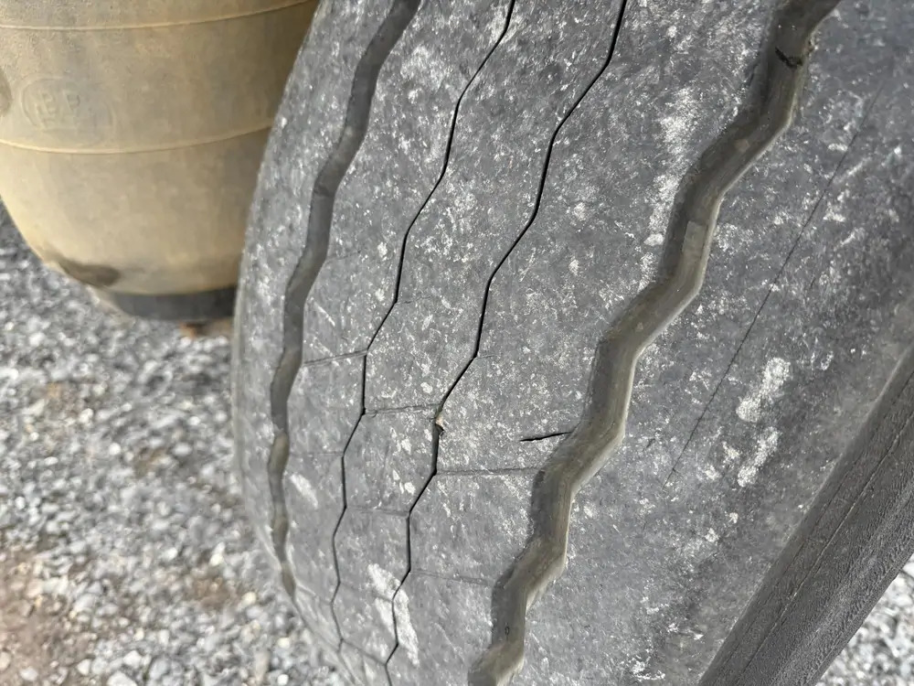 Leasing Krone AZ *BDF*2 essieux* Krone AZ *BDF*2 essieux*: gambar 6 Leasing Krone AZ *BDF*2 essieux* Krone AZ *BDF*2 essieux*: gambar 6