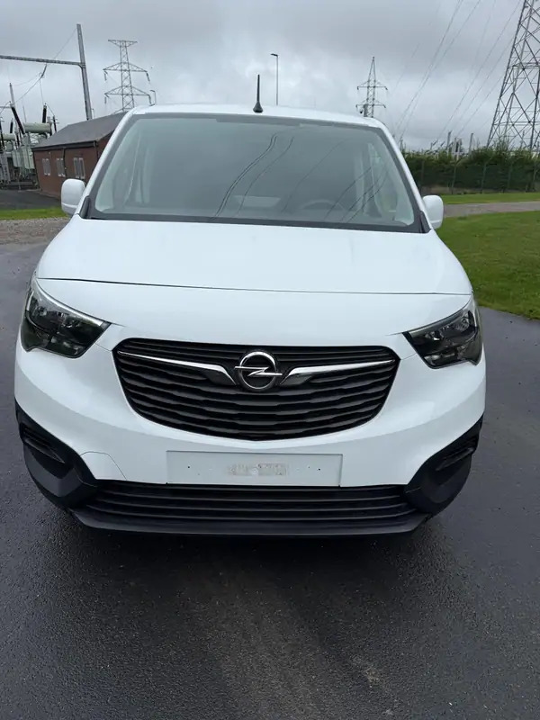 Opel Combo *102 cv*53600 km*Apple Car Play - Van kecil: gambar 5 Opel Combo *102 cv*53600 km*Apple Car Play - Van kecil: gambar 5
