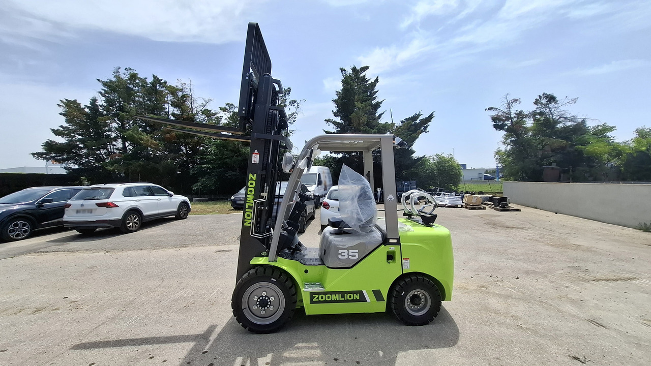 ZOOMLION FL35 - Forklift: gambar 1 ZOOMLION FL35 - Forklift: gambar 1