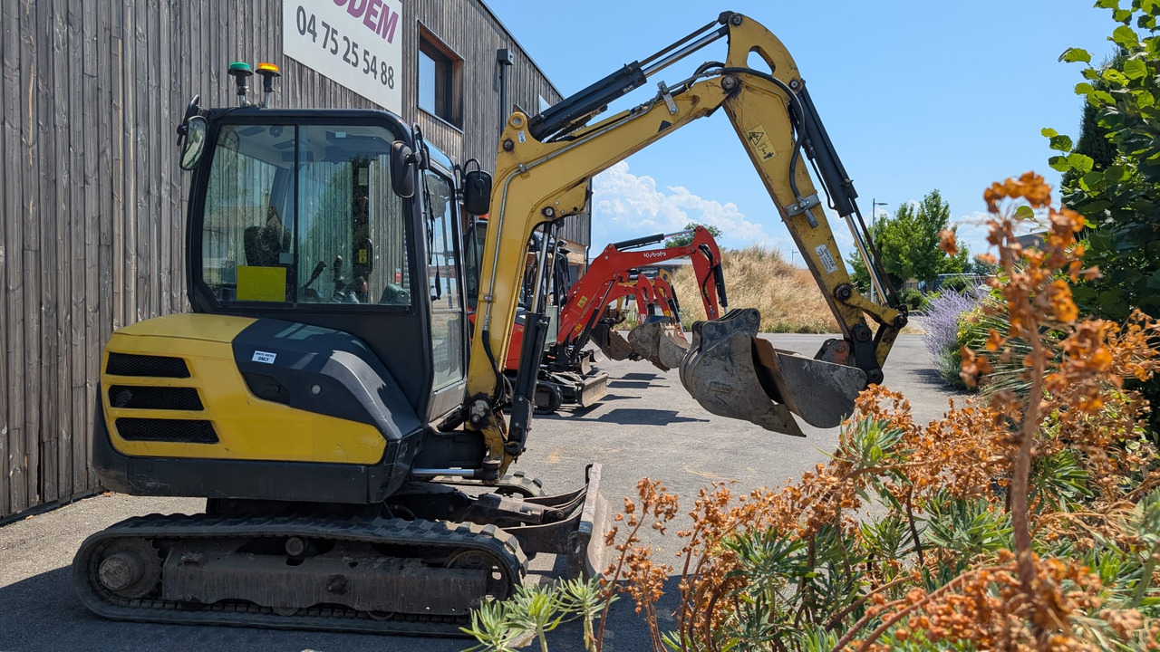 YANMAR SV26 - Ekskavator mini: gambar 3 YANMAR SV26 - Ekskavator mini: gambar 3