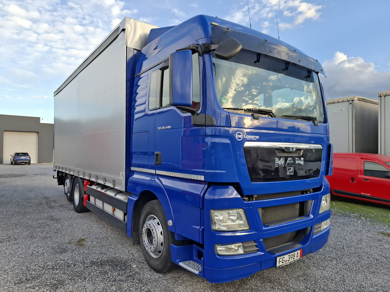 Truk dengan terpal samping MAN TGX 26.440 E5: gambar 34