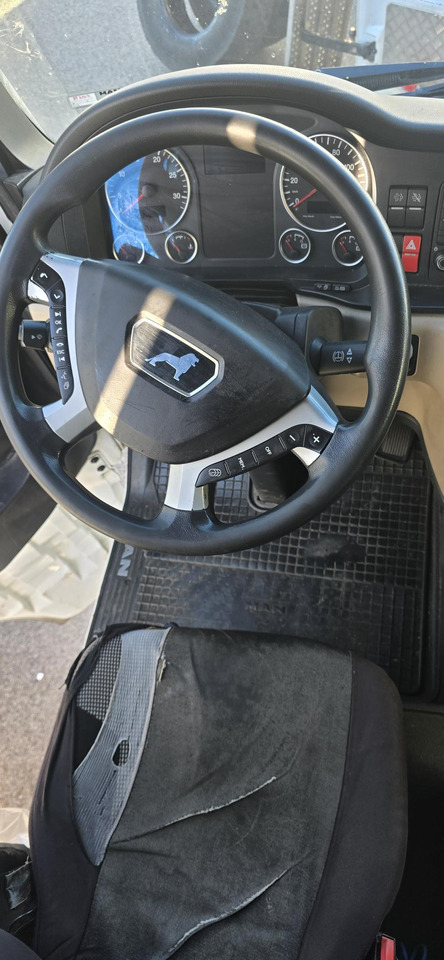 MAN TGX 18 500 - Tractor head: gambar 5 MAN TGX 18 500 - Tractor head: gambar 5