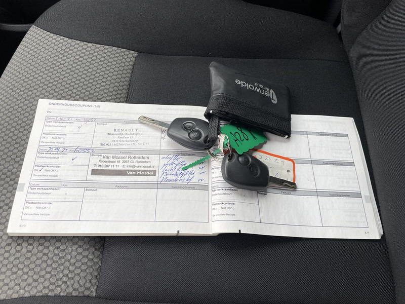 Van kecil Renault Kangoo 1.5 dCi E6 90pk R-link BPM Vrij! Lease €171 p/m, Airco, Navi + Camera, PDC, Volledig onderhoudshistorie aanwezig: gambar 9 Van kecil Renault Kangoo 1.5 dCi E6 90pk R-link BPM Vrij! Lease €171 p/m, Airco, Navi + Camera, PDC, Volledig onderhoudshistorie aanwezig: gambar 9