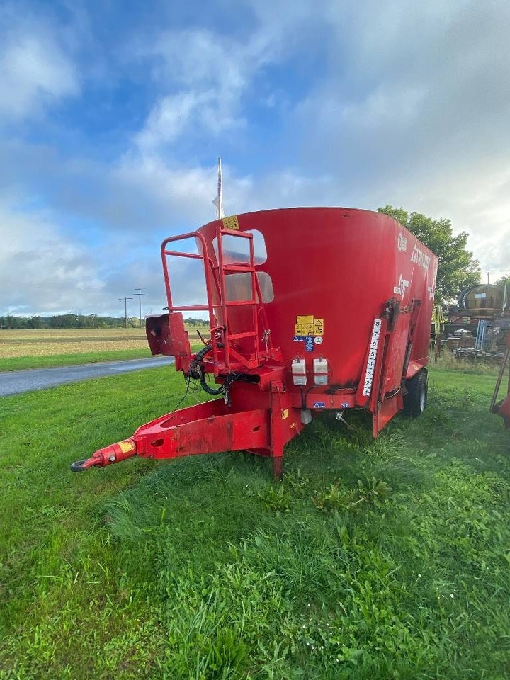 Trioliet SM-2-18-K  - Mixer-pengumpan: gambar 4 Trioliet SM-2-18-K  - Mixer-pengumpan: gambar 4