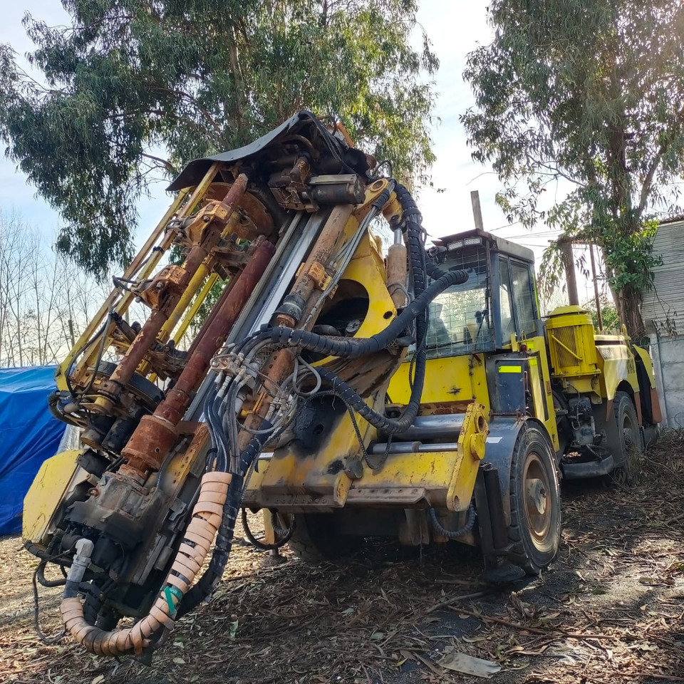Atlas Copco SIMBA M4C DTH - Mesin pertambangan: gambar 1 Atlas Copco SIMBA M4C DTH - Mesin pertambangan: gambar 1