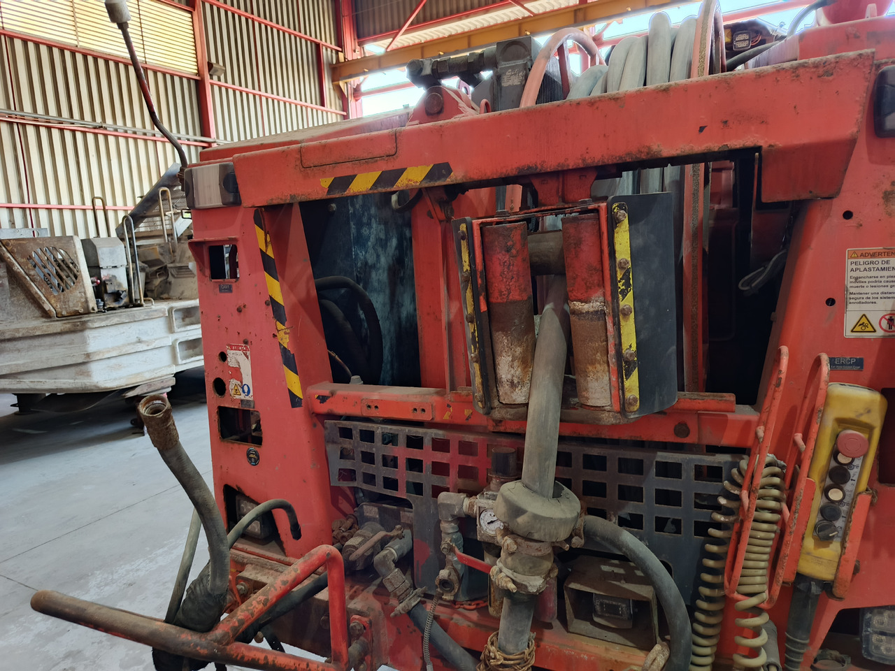 SANDVIK DD321-40C - Mesin pertambangan: gambar 5 SANDVIK DD321-40C - Mesin pertambangan: gambar 5