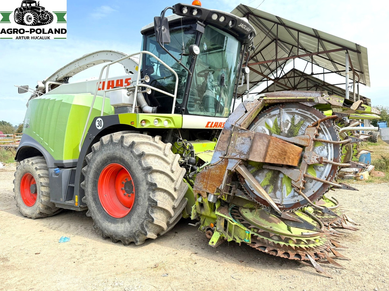 CLAAS JAGUAR 940 - 2014 ROK - 4X4 - Pemanen hijauan: gambar 2 CLAAS JAGUAR 940 - 2014 ROK - 4X4 - Pemanen hijauan: gambar 2