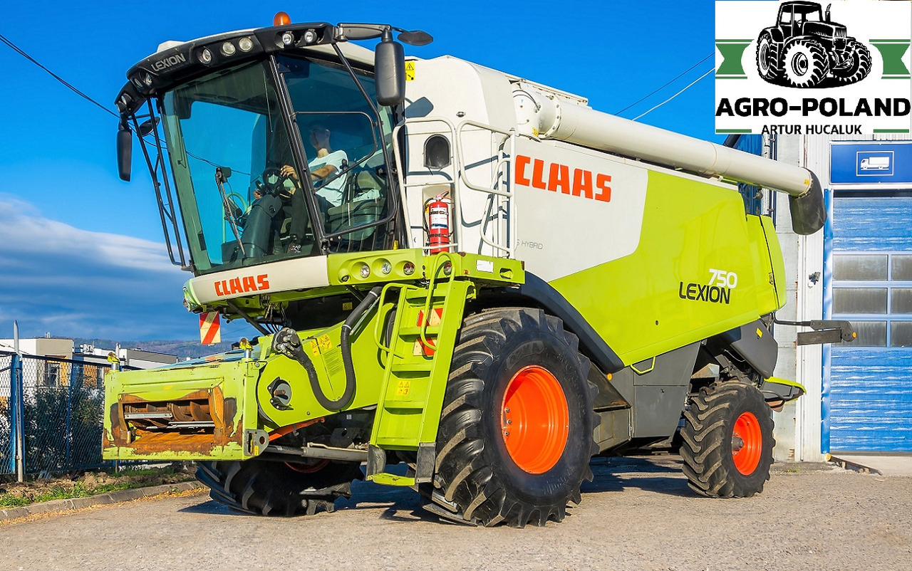 CLAAS LEXION 750 - 2012 ROK - 1650 h - 7.5 M - Pemanen gabungan: gambar 3 CLAAS LEXION 750 - 2012 ROK - 1650 h - 7.5 M - Pemanen gabungan: gambar 3