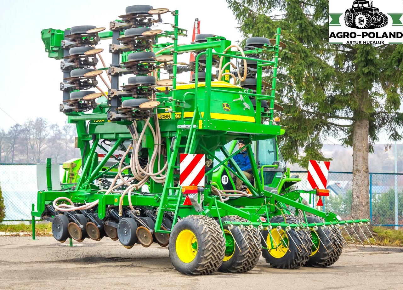 JOHN DEERE 750A - 2017 ROK - 6 M - 2649 H - GREENSTAR/ISOBUS - NOWSZY MODEL - Bor benih: gambar 4 JOHN DEERE 750A - 2017 ROK - 6 M - 2649 H - GREENSTAR/ISOBUS - NOWSZY MODEL - Bor benih: gambar 4