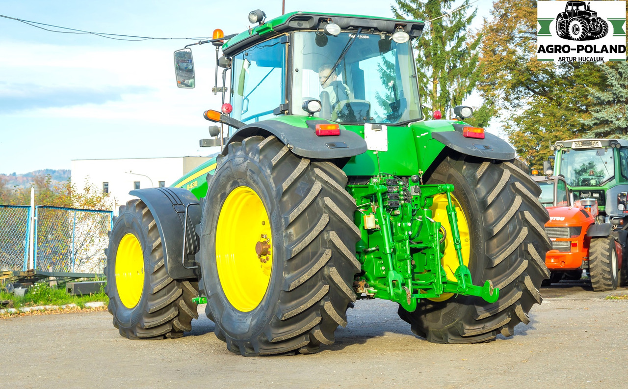 JOHN DEERE 8430 - 2008 ROK - 50 km/h 11.206 h - Traktor: gambar 4 JOHN DEERE 8430 - 2008 ROK - 50 km/h 11.206 h - Traktor: gambar 4