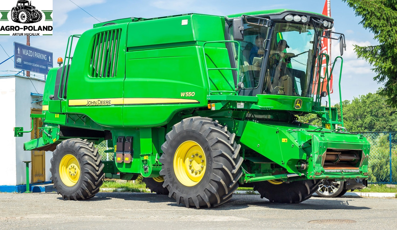 JOHN DEERE W 550 - 2981 h - 5,5 M - 2011 ROK - Pemanen gabungan: gambar 1 JOHN DEERE W 550 - 2981 h - 5,5 M - 2011 ROK - Pemanen gabungan: gambar 1
