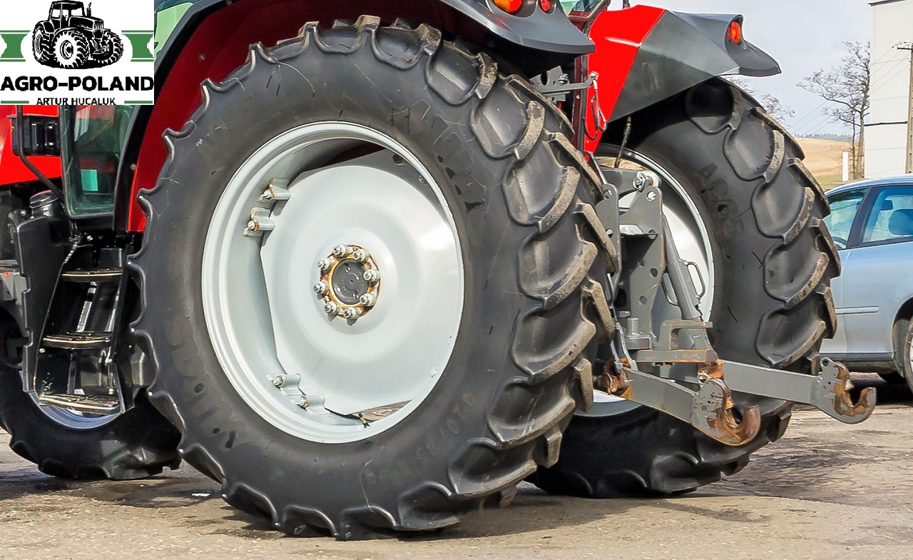 MASSEY FERGUSON 6713 - 2019 ROK - 2459 h - Traktor: gambar 3 MASSEY FERGUSON 6713 - 2019 ROK - 2459 h - Traktor: gambar 3