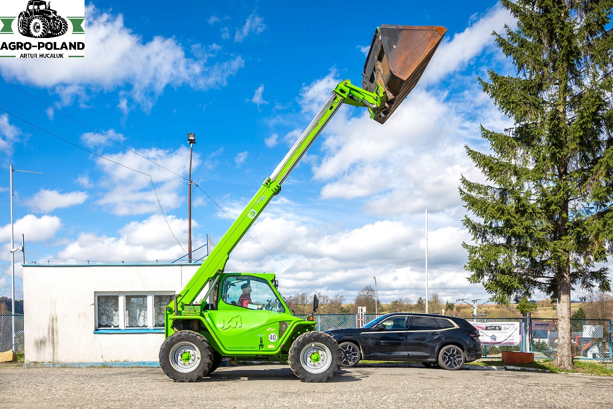 MERLO P 41.7 FARMER - 2010 ROK - WAGA - ŁYŻKA 2.5 M3- WIDŁY + UKŁAD PNEUMATYCZNY - Telehandler: gambar 3 MERLO P 41.7 FARMER - 2010 ROK - WAGA - ŁYŻKA 2.5 M3- WIDŁY + UKŁAD PNEUMATYCZNY - Telehandler: gambar 3